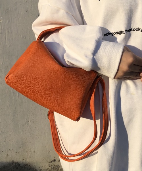 yuue' ( wear )(ユーイ)の「2way ボストンバッグ / ショルダーバッグ(ショルダーバッグ・レディース・ホワイト/ブラック/オレンジ/グリーン・FREE)」の10枚目の写真