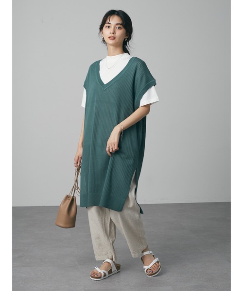 CRAFT STANDARD BOUTIQUE(クラフトスタンダードブティック)の「【手洗い】リブ切替えVネックジレ *◆(ベスト・レディース・ベージュ/チャコールグレー/グリーン・FREE)」の12枚目の写真