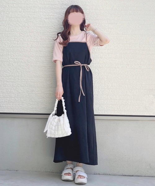 WEGO（ウィゴー）の「WEGO/バックリボンマーメイドキャミワンピース（ワンピース・レディース・ブラック/ライトベージュ・FREE）」の18枚目の写真