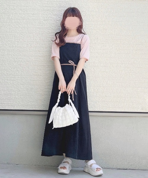 WEGO（ウィゴー）の「WEGO/バックリボンマーメイドキャミワンピース（ワンピース・レディース・ブラック/ライトベージュ・FREE）」の17枚目の写真