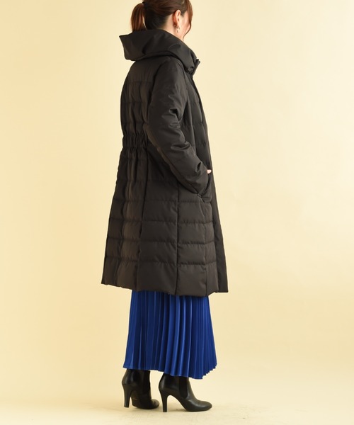 INTERPLANET(インタープラネット)の「エシカルストレッチタフタロングダウン(ダウンジャケット/コート・レディース・ベージュ/ブラック・FREE)」の18枚目の写真