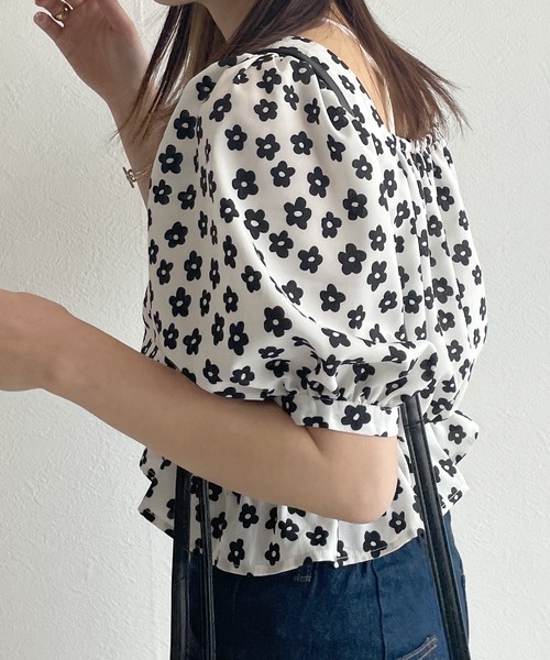 w closet(ダブルクローゼット)の「半袖ドロストブラウス(シャツ/ブラウス・レディース・ブラック系その他・FREE)」の21枚目の写真