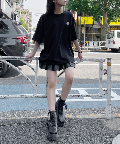 Figments（フィグメンツ）の「ワンポイントラインTシャツ（Tシャツ/カットソー・レディース・ネイビー/ホワイト/ブラック・FREE）」の12枚目の写真