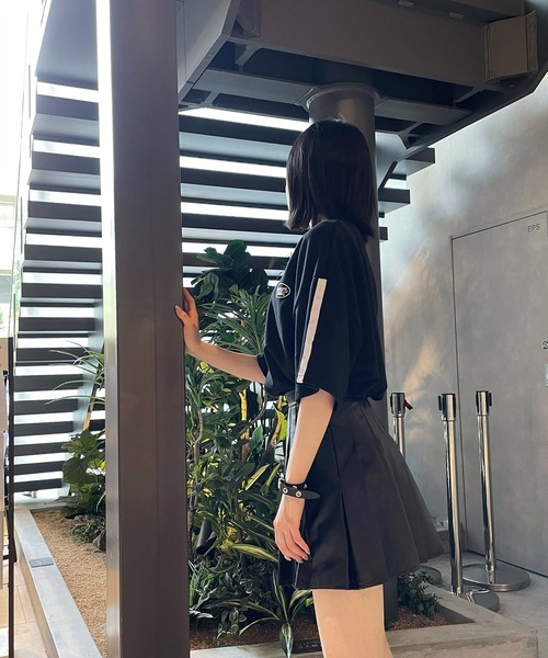 Figments（フィグメンツ）の「ワンポイントラインTシャツ（Tシャツ/カットソー・レディース・ネイビー/ホワイト/ブラック・FREE）」の13枚目の写真