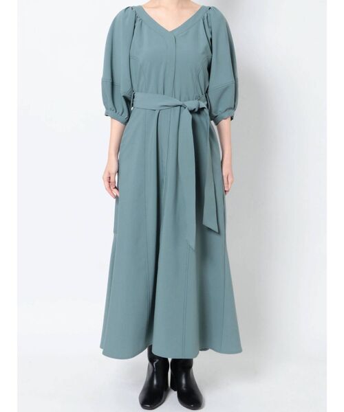 LAGUNAMOON（ラグナムーン）の「フォルムラインバックフレアーワンピース（ワンピース・レディース・ベージュ/ブラウン/ブルー・SMALL/MEDIUM）」の4枚目の写真