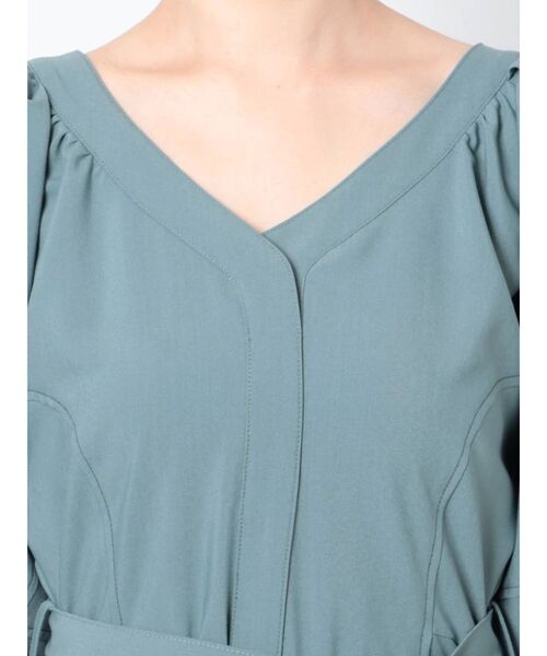 LAGUNAMOON（ラグナムーン）の「フォルムラインバックフレアーワンピース（ワンピース・レディース・ベージュ/ブラウン/ブルー・SMALL/MEDIUM）」の7枚目の写真