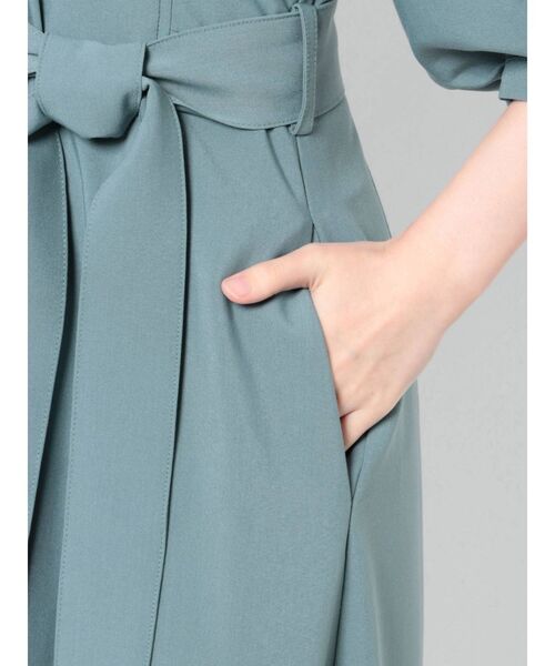 LAGUNAMOON（ラグナムーン）の「フォルムラインバックフレアーワンピース（ワンピース・レディース・ベージュ/ブラウン/ブルー・SMALL/MEDIUM）」の9枚目の写真