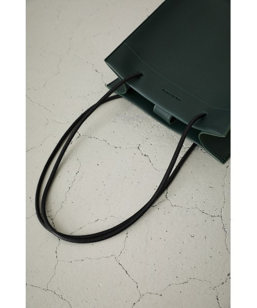 AZUL by moussy(アズールバイマウジー)の「NARROW HANDLE SHOPPER BAG Ⅲ/ナローハンドルショッパーバッグⅢ(ショルダーバッグ・レディース・ブラック/ベージュ/グリーン/マルチ・FREE)」の14枚目の写真