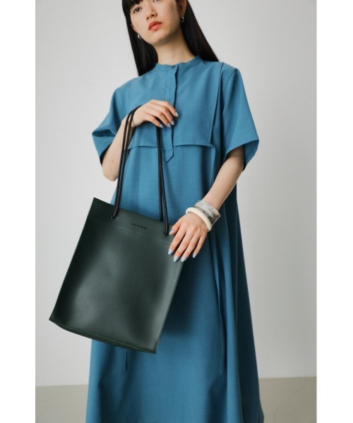 AZUL by moussy(アズールバイマウジー)の「NARROW HANDLE SHOPPER BAG Ⅲ/ナローハンドルショッパーバッグⅢ(ショルダーバッグ・レディース・ブラック/ベージュ/グリーン/マルチ・FREE)」の20枚目の写真