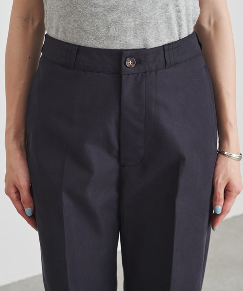 COLLAGE GALLARDAGALANTE（コラージュガリャルダガランテ）の「【OT】お仕事でも普段でも/キレイ目に使える/チノパンツ/手洗い可（チノパンツ・レディース・ネイビー/ベージュ・0/1）」の17枚目の写真