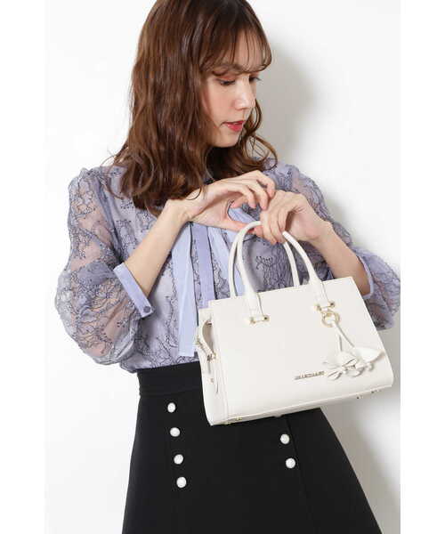 JILL STUART（ジルスチュアート）の「◆ポリーンチャームバッグ（トートバッグ・レディース・ホワイト/ブラック・ﾌﾘ-）」の6枚目の写真