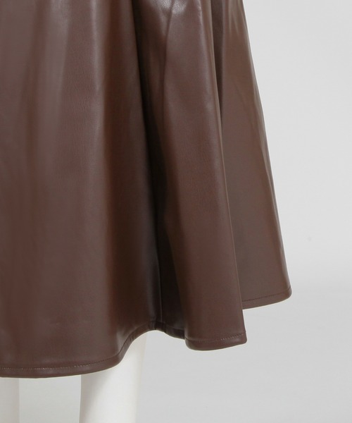 Julia Boutique(ジュリアブティック)の「フェイクレザーマーメイドスカート/22505(スカート・レディース・アイボリー/ブラウン/ブラック・ONE)」の19枚目の写真