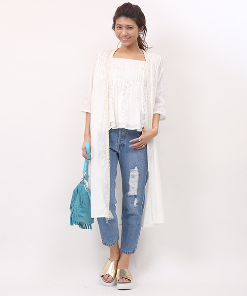 mystic（ミスティック）の「ダメージデニムテーパード（デニムパンツ・レディース・ホワイト/ブルー・1/2）」の15枚目の写真