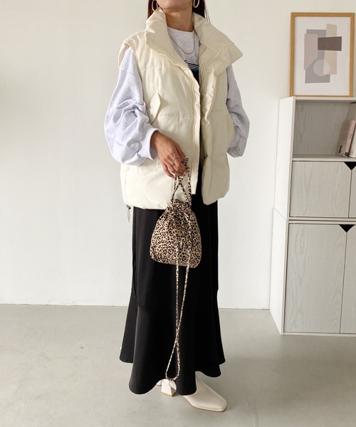 MYMOOD.（マイムード）の「ビッグダウンベスト（ダウンベスト・レディース・ブラック/アイボリー・FREE）」の19枚目の写真