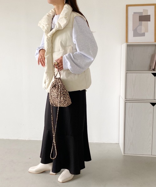 MYMOOD.（マイムード）の「ビッグダウンベスト（ダウンベスト・レディース・ブラック/アイボリー・FREE）」の9枚目の写真