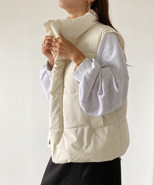 MYMOOD.（マイムード）の「ビッグダウンベスト（ダウンベスト・レディース・ブラック/アイボリー・FREE）」の10枚目の写真