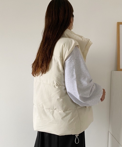 MYMOOD.（マイムード）の「ビッグダウンベスト（ダウンベスト・レディース・ブラック/アイボリー・FREE）」の11枚目の写真
