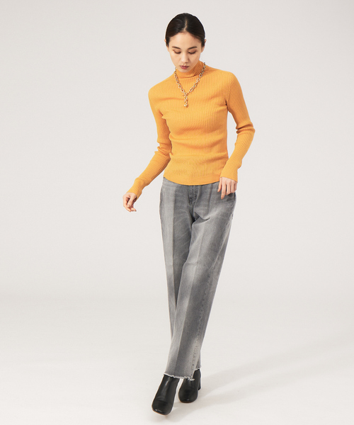 qualite（カリテ）の「シームレスタートルニット（ニット/セーター・レディース・ホワイト/ブラック/オレンジ/チャコールグレー・フリー）」の10枚目の写真