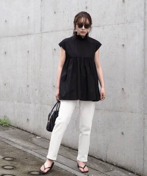 LAULEN（ローレン）の「HW Tapered denim/ハイウエストテーパードデニム（デニムパンツ・レディース・ホワイト・MEDIUM/SMALL）」の4枚目の写真