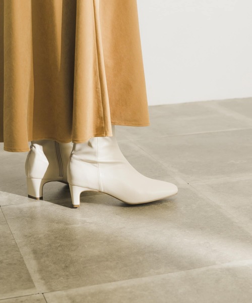 URBAN RESEARCH(アーバンリサーチ)の「ストレッチショートブーツ(ブーツ・レディース・ブラック/アイボリー/ベージュ系その他・38/37/39/36)」の14枚目の写真