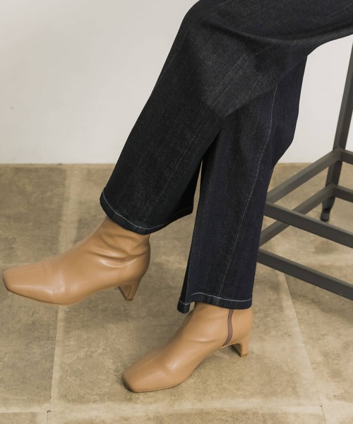 URBAN RESEARCH(アーバンリサーチ)の「ストレッチショートブーツ(ブーツ・レディース・ブラック/アイボリー/ベージュ系その他・38/37/39/36)」の19枚目の写真