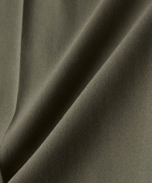CLEL（クレイル）の「【CLEL】TR loose semi-flare pants / TRルーズセミフレアパンツ（スラックス・メンズ・ライトグレー/ブラック/オリーブ系・S/M/L）」の5枚目の写真