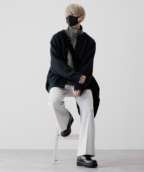 CLEL（クレイル）の「【CLEL】TR loose semi-flare pants / TRルーズセミフレアパンツ（スラックス・メンズ・ライトグレー/ブラック/オリーブ系・S/M/L）」の21枚目の写真