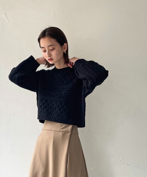 CLEIO（クレイオ）の「【CLEIO】パッチワークケーブルニット（ニット/セーター・レディース・カーキ/アイボリー/ブラック/ベージュ・FREE）」の12枚目の写真