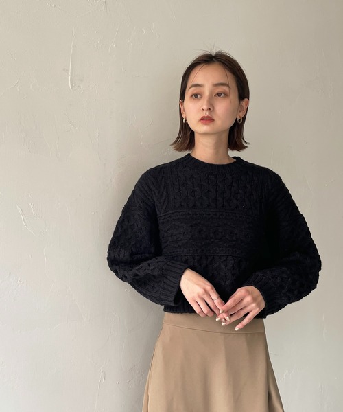 CLEIO（クレイオ）の「【CLEIO】パッチワークケーブルニット（ニット/セーター・レディース・カーキ/アイボリー/ブラック/ベージュ・FREE）」の13枚目の写真