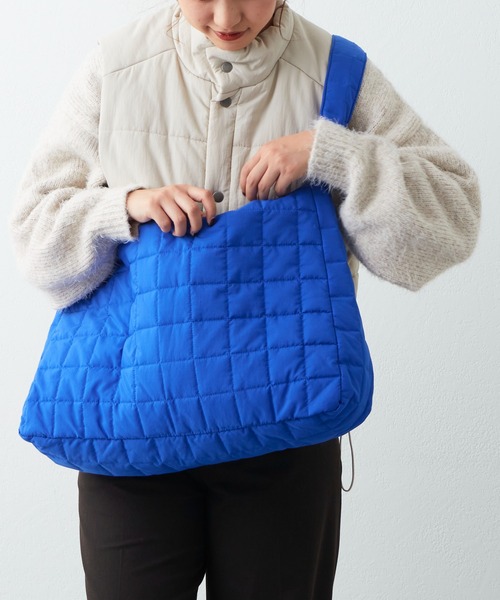 CIAOPANIC TYPY（チャオパニックティピー）の「□ナイロンキルティングBIGタスキショルダー（ショルダーバッグ・メンズ・ホワイト/ブラック/ブルー・ONE SIZE）」の4枚目の写真