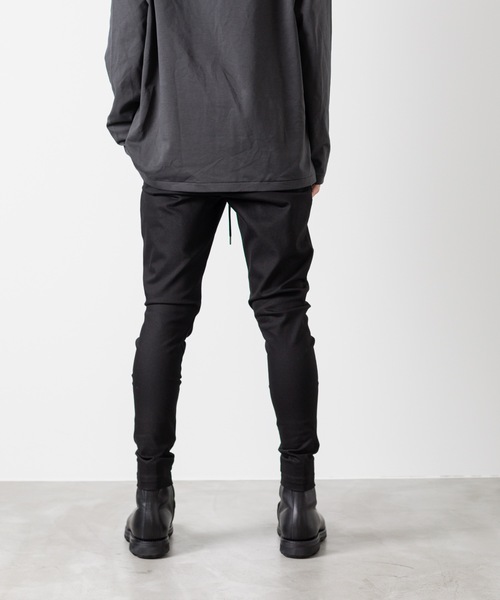 ATTACHMENT(アタッチメント)の「ラバーストレッチツイル 3ディメンショナルパンツ / RUBBER STRETCH TWILL 3 DIMENSIONAL PANTS(その他パンツ・メンズ・ダークグレー/ブラック・1/2/3)」の14枚目の写真