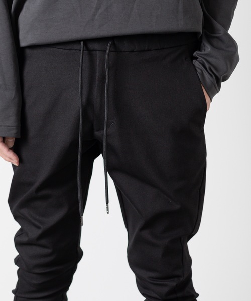 ATTACHMENT(アタッチメント)の「ラバーストレッチツイル 3ディメンショナルパンツ / RUBBER STRETCH TWILL 3 DIMENSIONAL PANTS(その他パンツ・メンズ・ダークグレー/ブラック・1/2/3)」の15枚目の写真