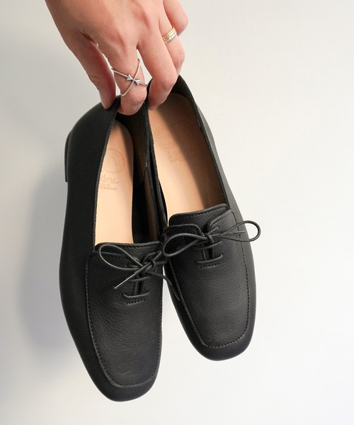 ENあしながおじさん（エンアシナガオジサン）の「防水│レースアップモカシューズ　5360507（ドレスシューズ・レディース・ライトグリーン/グレイッシュベージュ/ブラック/ブラック系その他・23.0cm/23.5cm/24.0cm/24.5cm/22.5cm）」の2枚目の写真