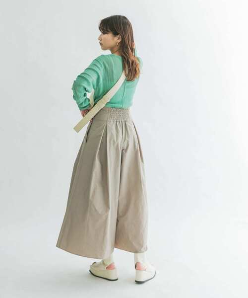 KBF(ケイビーエフ)の「ボリュームタックWIDEパンツ(その他パンツ・レディース・ライトカーキ/ブラック・ONE)」の19枚目の写真