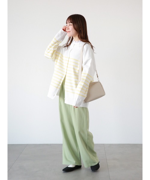 ehka sopo（エヘカソポ）の「パイピングストラップシューズ（ドレスシューズ・レディース・カーキ/ブラック/キナリ・MEDIUM/LARGE）」の6枚目の写真