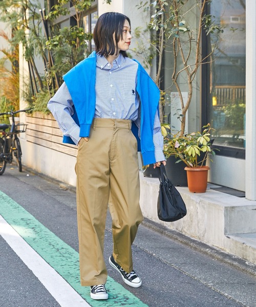 Chaco closet(チャコ クローゼット)の「ハイウエストセンタープレステーパードチノパンツ(チノパンツ・レディース・カーキ/アイボリー/ブラック/ベージュ・S/M/L)」の12枚目の写真
