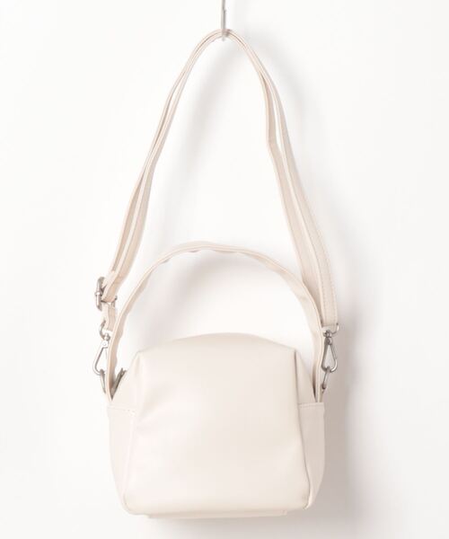 Lugnoncure(ルノンキュール)の「キューブ型バッグ(ハンドバッグ・レディース・イエロー/オフホワイト/ブラック・フリ-)」の22枚目の写真