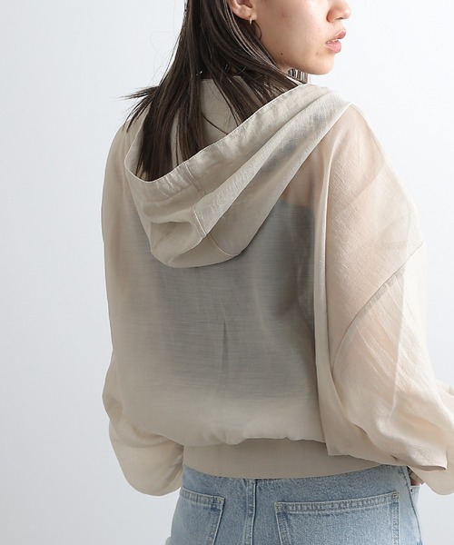 COLONY 2139（コロニートゥーワンスリーナイン）の「WEB・一部店舗限定 / シアーエステルボイルフード付マウンテンパーカー（シャツ/ブラウス・レディース・ブラック/アイボリー/グレイッシュベージュ・FREE）」の8枚目の写真