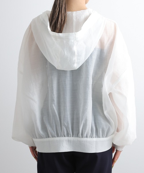 COLONY 2139（コロニートゥーワンスリーナイン）の「WEB・一部店舗限定 / シアーエステルボイルフード付マウンテンパーカー（シャツ/ブラウス・レディース・ブラック/アイボリー/グレイッシュベージュ・FREE）」の11枚目の写真