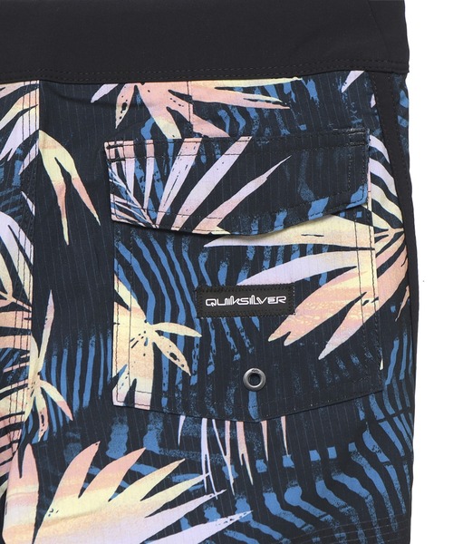 HIGHLITE SCALLOP YTH/クイックキッズシルバーサーフトランクス・ボードショーツ(水着)