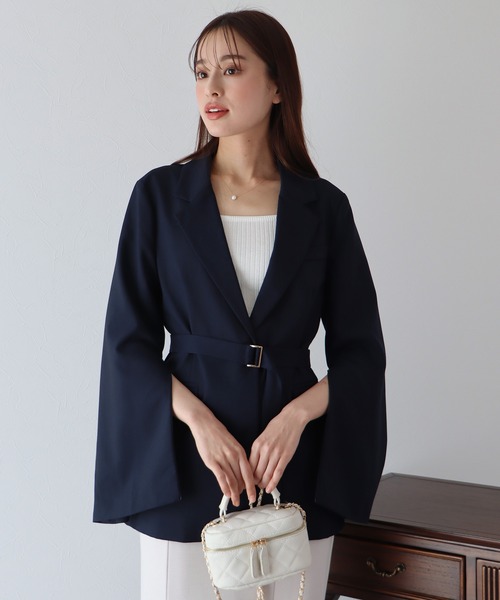 BLUEEAST（ブルーイースト）の「2WAYスリットスリーブジャケット（テーラードジャケット・レディース・アイボリー/ネイビー・MEDIUM/LARGE）」の10枚目の写真