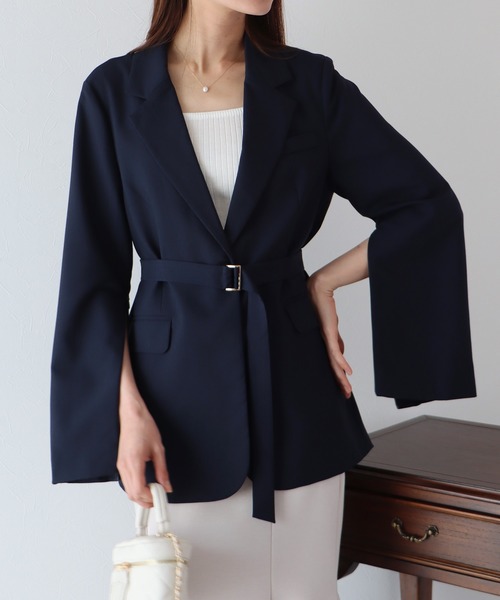 BLUEEAST（ブルーイースト）の「2WAYスリットスリーブジャケット（テーラードジャケット・レディース・アイボリー/ネイビー・MEDIUM/LARGE）」の11枚目の写真