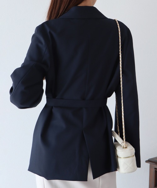 BLUEEAST（ブルーイースト）の「2WAYスリットスリーブジャケット（テーラードジャケット・レディース・アイボリー/ネイビー・MEDIUM/LARGE）」の18枚目の写真