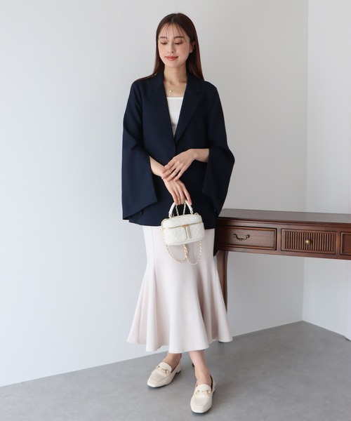 BLUEEAST（ブルーイースト）の「2WAYスリットスリーブジャケット（テーラードジャケット・レディース・アイボリー/ネイビー・MEDIUM/LARGE）」の19枚目の写真