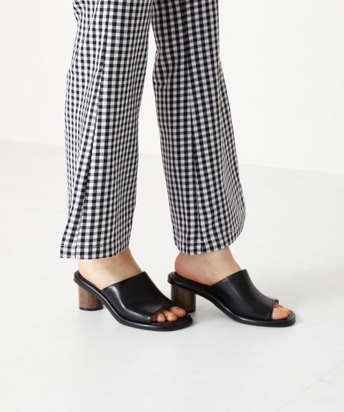 _fot ウッドヒールミュール SESTO（セスト）の「ストレッチフィットウッドヒールミュールサンダル