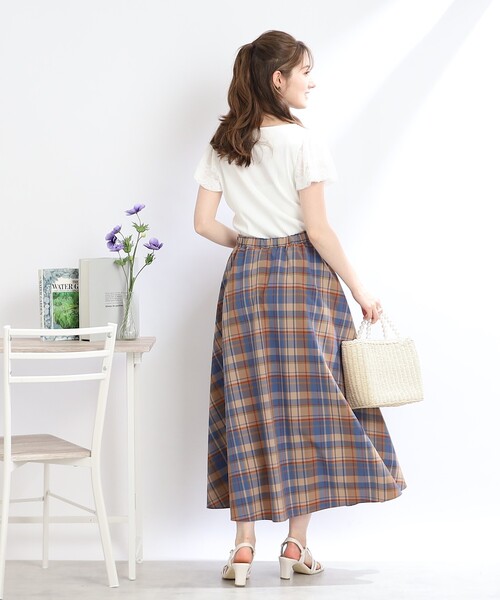 couture brooch（クチュールブローチ）の「◆【着映え感抜群、華盛りアイテム】レースチュール袖テレコトップス（Tシャツ/カットソー・レディース・ブラック/ブラウン系その他/オフホワイト/ライトグリーン/サックスブルー・42/36/38/40）」の14枚目の写真