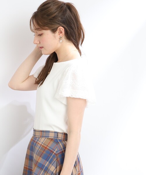 couture brooch（クチュールブローチ）の「◆【着映え感抜群、華盛りアイテム】レースチュール袖テレコトップス（Tシャツ/カットソー・レディース・ブラック/ブラウン系その他/オフホワイト/ライトグリーン/サックスブルー・42/36/38/40）」の16枚目の写真