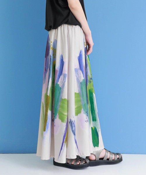 osharewalker（オシャレウォーカー）の「【廃盤】『アートプリント柄フレアスカート』（スカート・レディース・グリーン/レッド・FREE）」の8枚目の写真