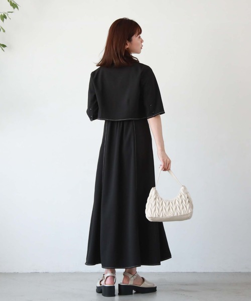 archives（アルシーヴ）の「配色ステッチビスチェキャミワンピース（ワンピース・レディース・ブラック/グレー/アイボリー/ブルーグレー・MEDIUM）」の13枚目の写真