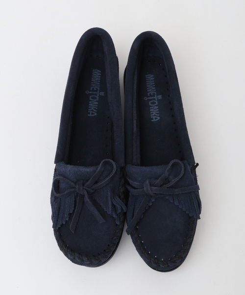 MELROSE claire（メルローズ クレール）の「【MINNETONKA KILTY HARDSOLE】（モカシン/デッキシューズ・レディース・グレー/ネイビー・3/4/2）」の3枚目の写真